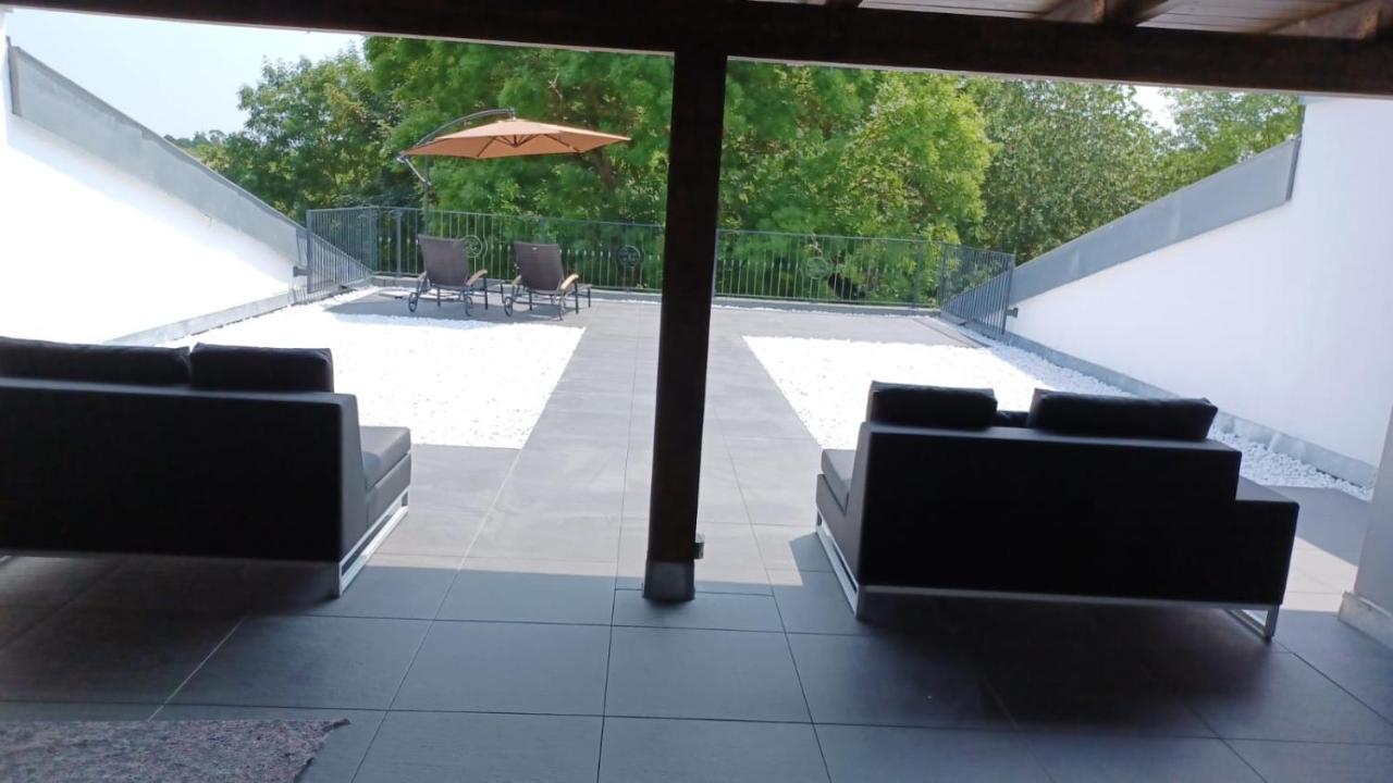 Ferienwohnung Mit Kamin Und Traumhafter Dachterrasse Mit Weitblick In Die Natur Neu Gaarz Kültér fotó