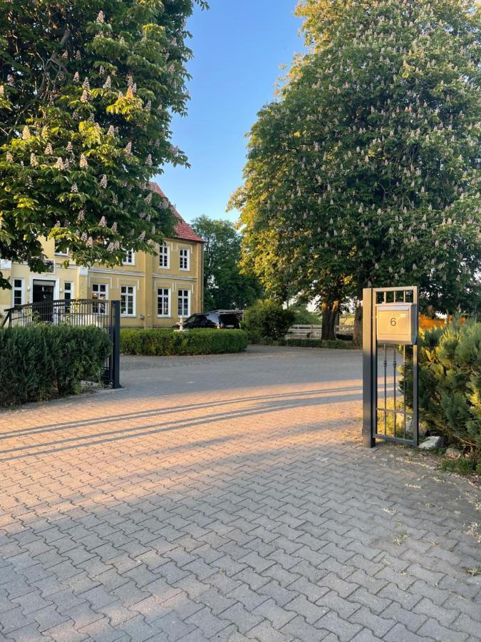 Ferienwohnung Mit Kamin Und Traumhafter Dachterrasse Mit Weitblick In Die Natur Neu Gaarz Kültér fotó